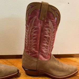 Beautiful pink leather and beige suede cowboy boots.